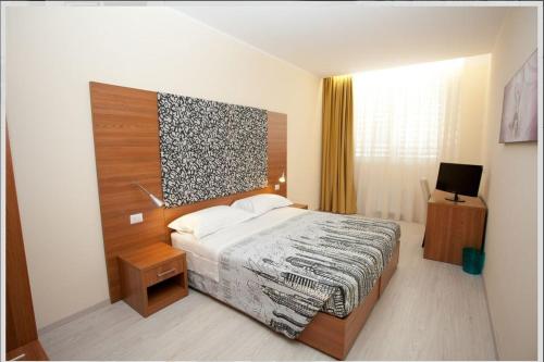 Hotel Elys in Pieve Emanuele Hotel Elys in Pieve Emanuele