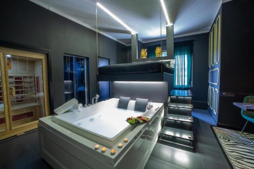 Hot tub, Love Suite Roma - Il Nido d'Amore in San Giovanni Hot tub, Love Suite Roma - Il Nido d'Amore in San Giovanni