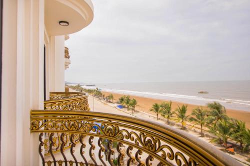 Khach san Tu Phuong - Hai Tien in Thanh Hoá / Sầm Sơn Beach Khach san Tu Phuong - Hai Tien in Thanh Hoá / Sầm Sơn Beach