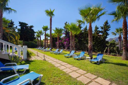 아파트호텔 카리오 솔 몬티스 (Aparthotel Carrio Sol - Monty´s) in 킬페 아파트호텔 카리오 솔 몬티스 (Aparthotel Carrio Sol - Monty´s) in 킬페