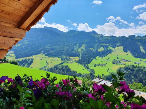 Kilátás, Gästehaus Flörl 1 (Gastehaus Florl 1) in Zell am Ziller Kilátás, Gästehaus Flörl 1 (Gastehaus Florl 1) in Zell am Ziller