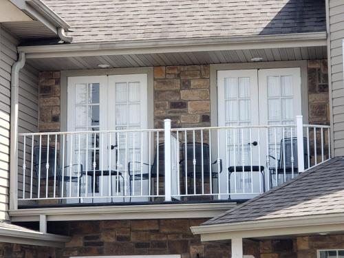 Balcony/terrace, Gazebo Inn in Branson (MO) Balcony/terrace, Gazebo Inn in Branson (MO)