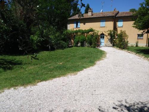 Vrt, Casa dei ciliegi in San Lorenzo In Campo Vrt, Casa dei ciliegi in San Lorenzo In Campo