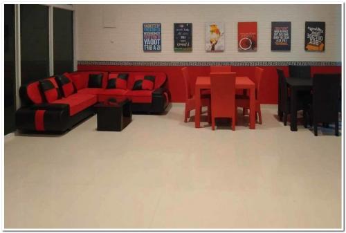 Vestibule, RedDoorz @ Sindangbarang Bogor in Ciomas Vestibule, RedDoorz @ Sindangbarang Bogor in Ciomas