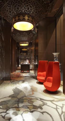 Facilities, Mira Moon in Causeway Bay Facilities, Mira Moon in Causeway Bay