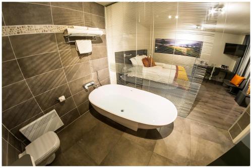 حمام, Abalona Hotel & Apartments in دينديرموند حمام, Abalona Hotel & Apartments in دينديرموند