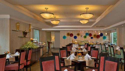 Restaurante, Fortune Park, Ahmedabad - Member ITC Hotels' Group in Ahmedabad Restaurante, Fortune Park, Ahmedabad - Member ITC Hotels' Group in Ahmedabad