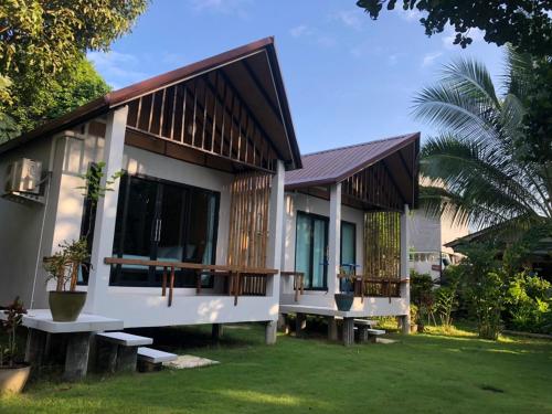 Anattaya Holiday Home in Остров Яо-Ной Anattaya Holiday Home in Остров Яо-Ной