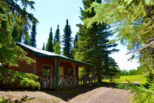 Schott's Lake Conference & Resort in Sundre (AB) Schott's Lake Conference & Resort in Sundre (AB)