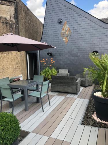 Balcony/terrace, Le velocipede in Aumale Balcony/terrace, Le velocipede in Aumale