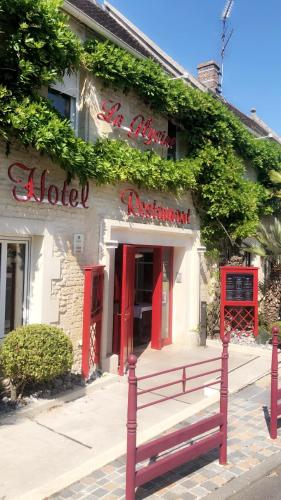 La Glycine Hotel