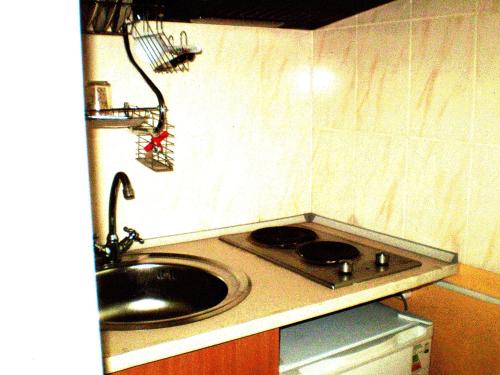 keuken, МИНИ СТУДИЯ, пр.Центральный, 148, в/у, WI-FI, 1 диван, 1/9, (МИНИ СТУДИЯ, пр.Центральныи, 148, в/у, WI-FI, 1 диван, 1/9,) in Nikolaev keuken, МИНИ СТУДИЯ, пр.Центральный, 148, в/у, WI-FI, 1 диван, 1/9, (МИНИ СТУДИЯ, пр.Центральныи, 148, в/у, WI-FI, 1 диван, 1/9,) in Nikolaev