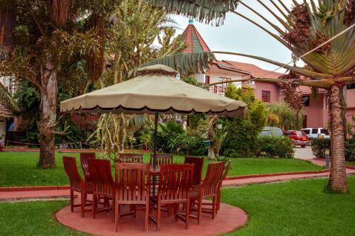 مطعم, The Charity Hotel International in اروشا مطعم, The Charity Hotel International in اروشا