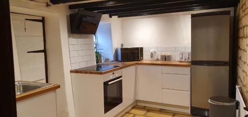 مطبخ, Quirky Cottage - Dogs Welcome in كورشام مطبخ, Quirky Cottage - Dogs Welcome in كورشام
