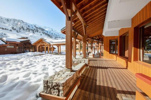 A szálláshely kívülről, Residence Pierre & Vacances Premium les Crets in Meribel Mottaret A szálláshely kívülről, Residence Pierre & Vacances Premium les Crets in Meribel Mottaret