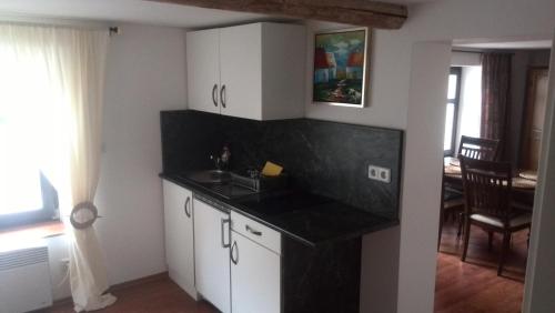 Kitchen, Altstadt Apartments in Querfurt Kitchen, Altstadt Apartments in Querfurt