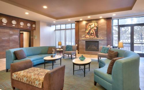 Lobby, Holiday Inn Salt Lake City - Airport West By IHG in Airport Lake Minchumina Lobby, Holiday Inn Salt Lake City - Airport West By IHG in Airport Lake Minchumina