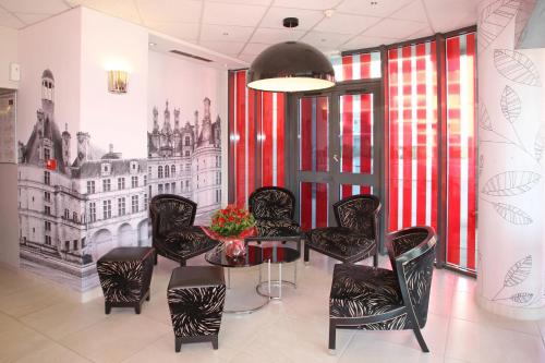 Vestíbulo, Hotel Mercure Tours Centre Gare et Congres in Tours Vestíbulo, Hotel Mercure Tours Centre Gare et Congres in Tours