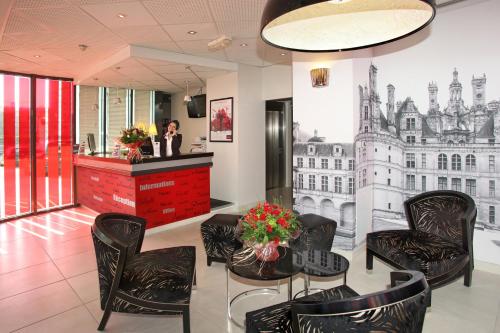 Vestíbulo, Hotel Mercure Tours Centre Gare et Congres in Tours Vestíbulo, Hotel Mercure Tours Centre Gare et Congres in Tours