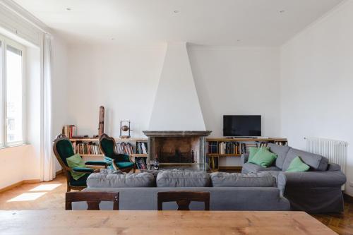 Elegante e classico attico con terrazzo privato vicino al Vaticano