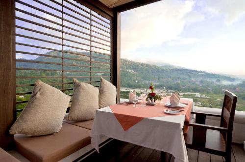 レストラン, パンヴィマン チェンマイ スパ リゾート (Panviman Chiangmai Spa Resort) in マエリム レストラン, パンヴィマン チェンマイ スパ リゾート (Panviman Chiangmai Spa Resort) in マエリム
