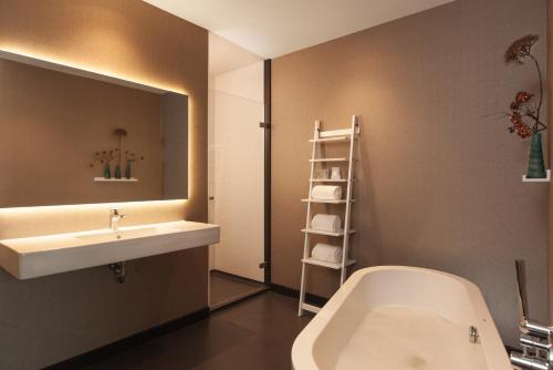 Baño, Van der Valk hotel Veenendaal in Veenendaal Baño, Van der Valk hotel Veenendaal in Veenendaal