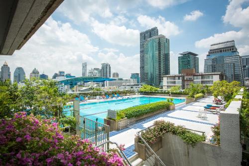 Swimming pool, Trinity Silom Hotel in Silom Swimming pool, Trinity Silom Hotel in Silom