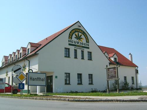 A szálláshely kívülről, Hanfthal-Hof in Laa an der Thaya A szálláshely kívülről, Hanfthal-Hof in Laa an der Thaya