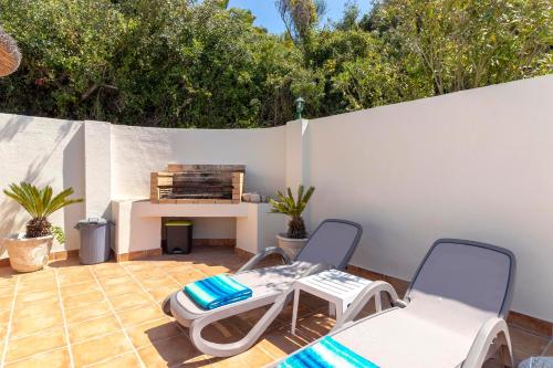 Casa Ouricos Large Pool BBQ Walk to beach in โปโกปาร์ติโด Casa Ouricos Large Pool BBQ Walk to beach in โปโกปาร์ติโด