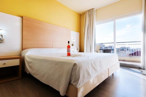 Hotel Fontana Plaza in Torrevieja Hotel Fontana Plaza in Torrevieja