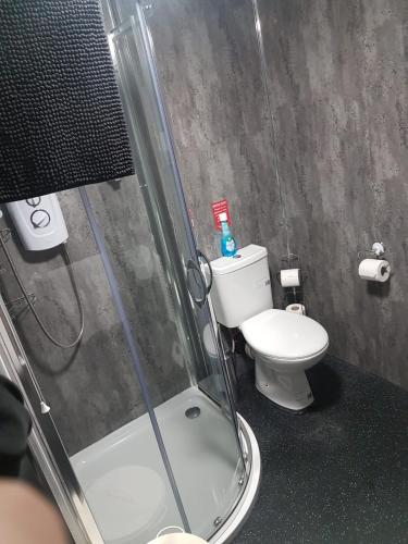Baño, Stafford apartments in Stafford Baño, Stafford apartments in Stafford