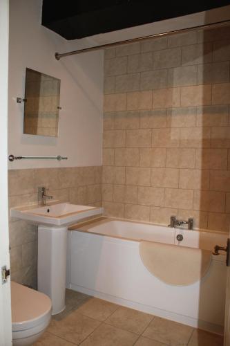 Banyo, The Coach House Bristol in Hambrook Banyo, The Coach House Bristol in Hambrook