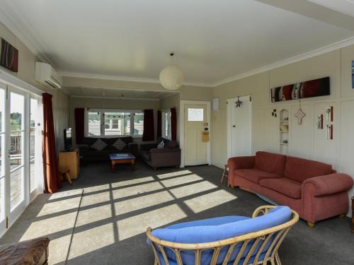 ผับ/เลาจน์, Harper Haven - Waimarama Holiday Home in ไวมารามา ผับ/เลาจน์, Harper Haven - Waimarama Holiday Home in ไวมารามา