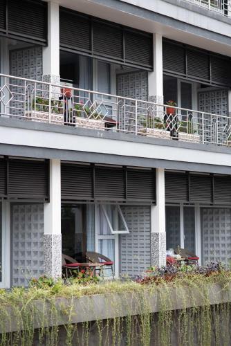 Balcony/terrace, hotel de danau lake view near Ulun Danu Bratan Temple Balcony/terrace, hotel de danau lake view near Ulun Danu Bratan Temple