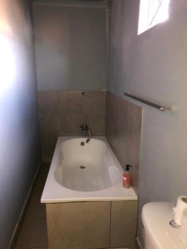 FGM Guesthouse 2 in Katlehong FGM Guesthouse 2 in Katlehong