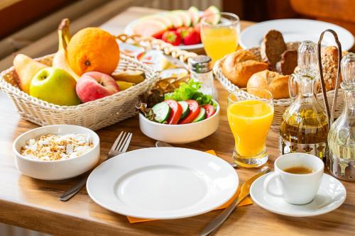 طعام و مشروبات, Hotel-Pension Eschwege in ايشويجى طعام و مشروبات, Hotel-Pension Eschwege in ايشويجى