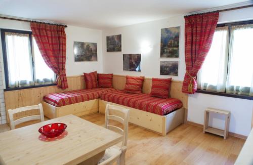 Villa Erika in Madonna di Campiglio City Center Villa Erika in Madonna di Campiglio City Center