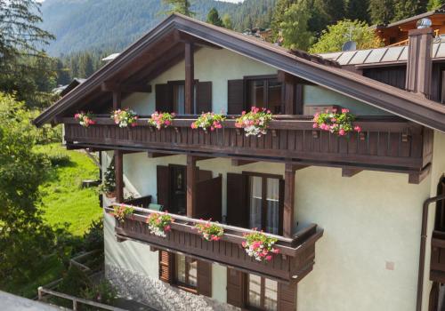 Exterior view, Villa Erika in Madonna di Campiglio City Center Exterior view, Villa Erika in Madonna di Campiglio City Center