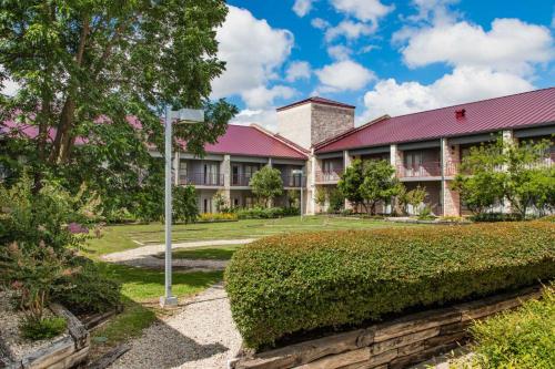 YO Ranch Hotel and Conference Center in Kerrville (TX) YO Ranch Hotel and Conference Center in Kerrville (TX)