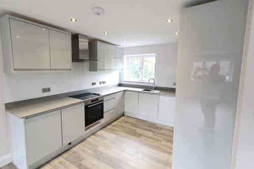 Garland Modern Spacious Apartment, Brentwood 2 in Брентвуд Garland Modern Spacious Apartment, Brentwood 2 in Брентвуд