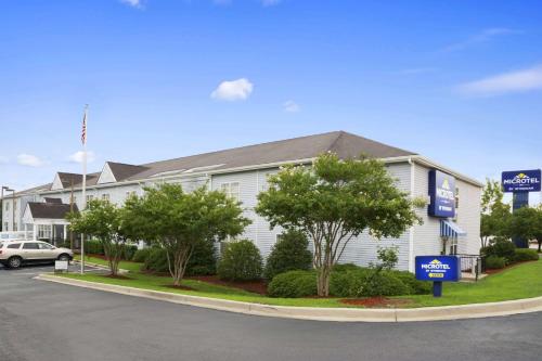 Microtel Inn by Wyndham Columbia Two Notch Road Area Columbia