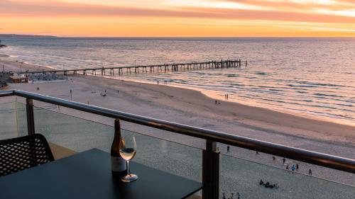 Aussicht, Oaks Glenelg Plaza Pier Suites in Adelaide Aussicht, Oaks Glenelg Plaza Pier Suites in Adelaide