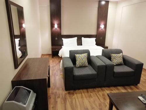 شقق درر رامه للشقق المخدومة 10 in المرسلات شقق درر رامه للشقق المخدومة 10 in المرسلات