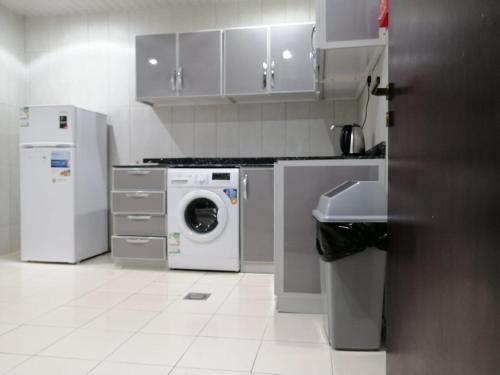 مطبخ, شقق درر رامه للشقق المخدومة 10 in المرسلات مطبخ, شقق درر رامه للشقق المخدومة 10 in المرسلات