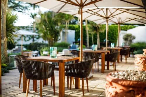 balkon/taras, The Atlantic Hotel - Small Luxury Hotels of the World in La Pulente balkon/taras, The Atlantic Hotel - Small Luxury Hotels of the World in La Pulente