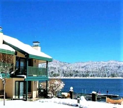 Vistas, Lagonita Lodge in Big Bear Lake (CA) Vistas, Lagonita Lodge in Big Bear Lake (CA)