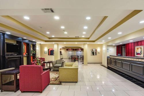 Lobi, La Quinta Inn & Suites by Wyndham Canton MS in Canton (MS) Lobi, La Quinta Inn & Suites by Wyndham Canton MS in Canton (MS)
