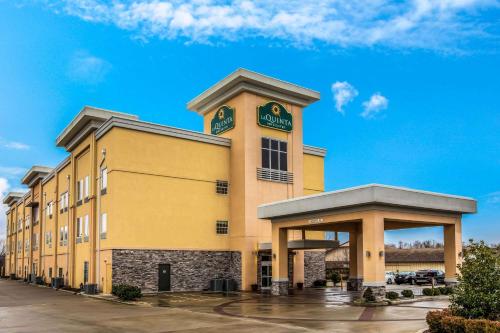 Létesítmények, La Quinta Inn & Suites by Wyndham Claremore in Claremore Létesítmények, La Quinta Inn & Suites by Wyndham Claremore in Claremore
