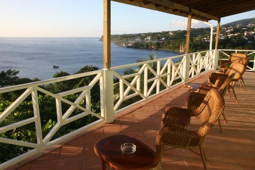 Terraza/balcón, Tamarind Tree Hotel in Coulibistrie Terraza/balcón, Tamarind Tree Hotel in Coulibistrie