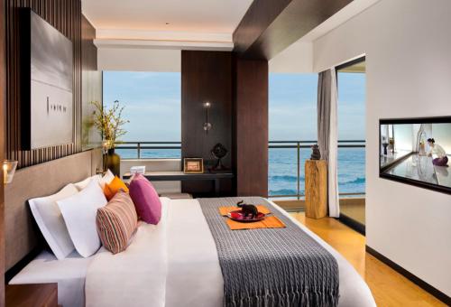 Dusit Thani Shuangyue Bay Resort Huizhou in Huidong Dusit Thani Shuangyue Bay Resort Huizhou in Huidong
